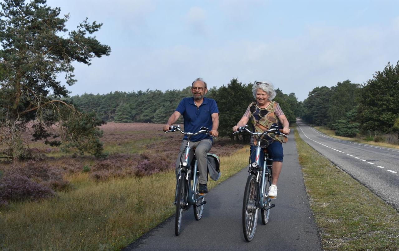 פוטן Chalet Op De Veluwe # Linde מראה חיצוני תמונה